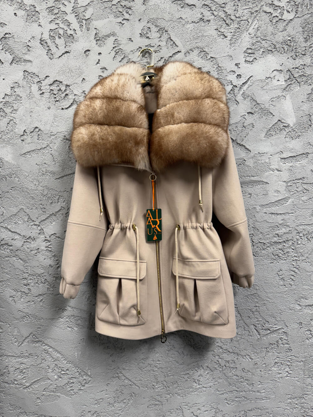 Kaşmir Üzerinde Tilki Kaban